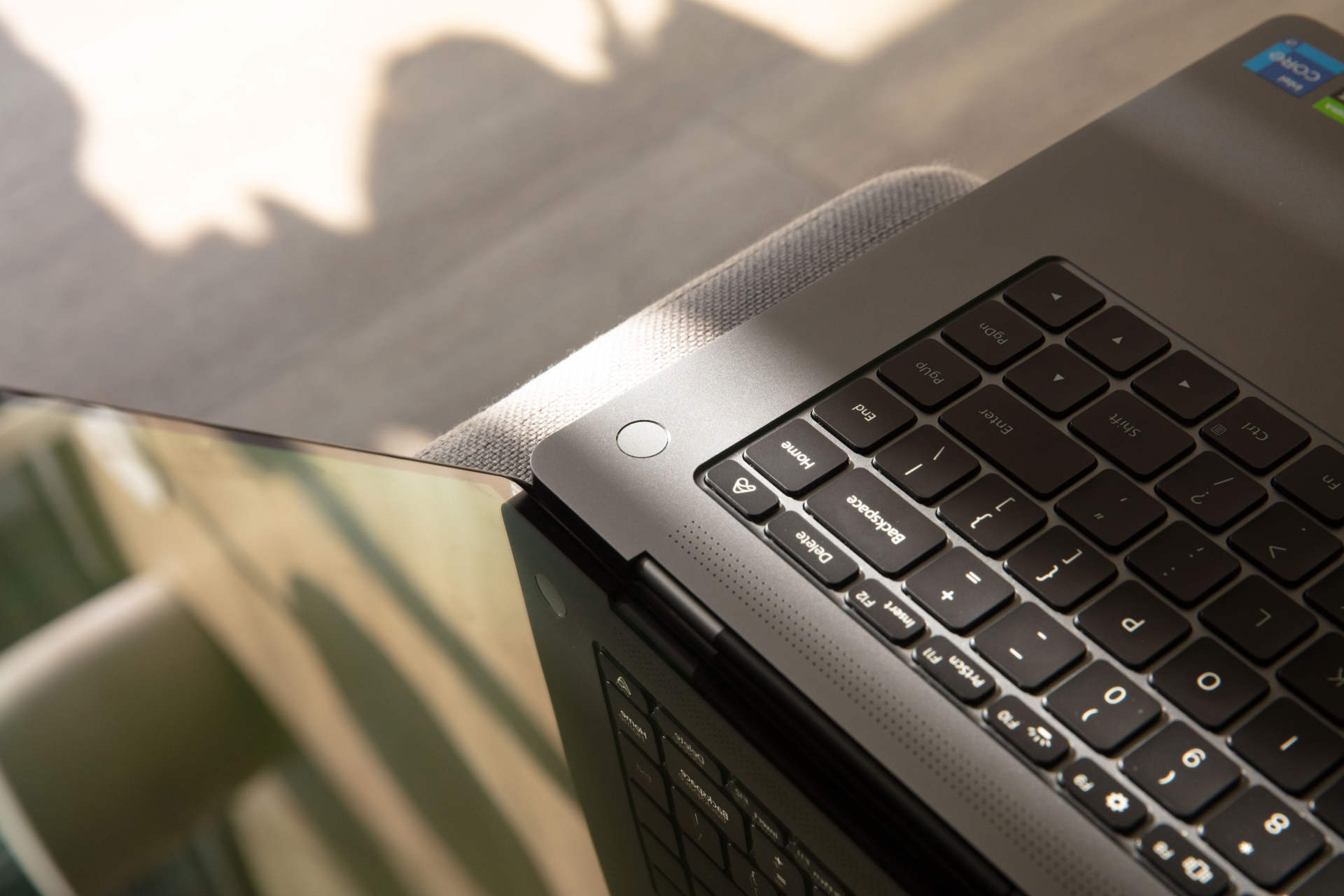 余承东三年超苹果五年赶三星,余承东谈三星