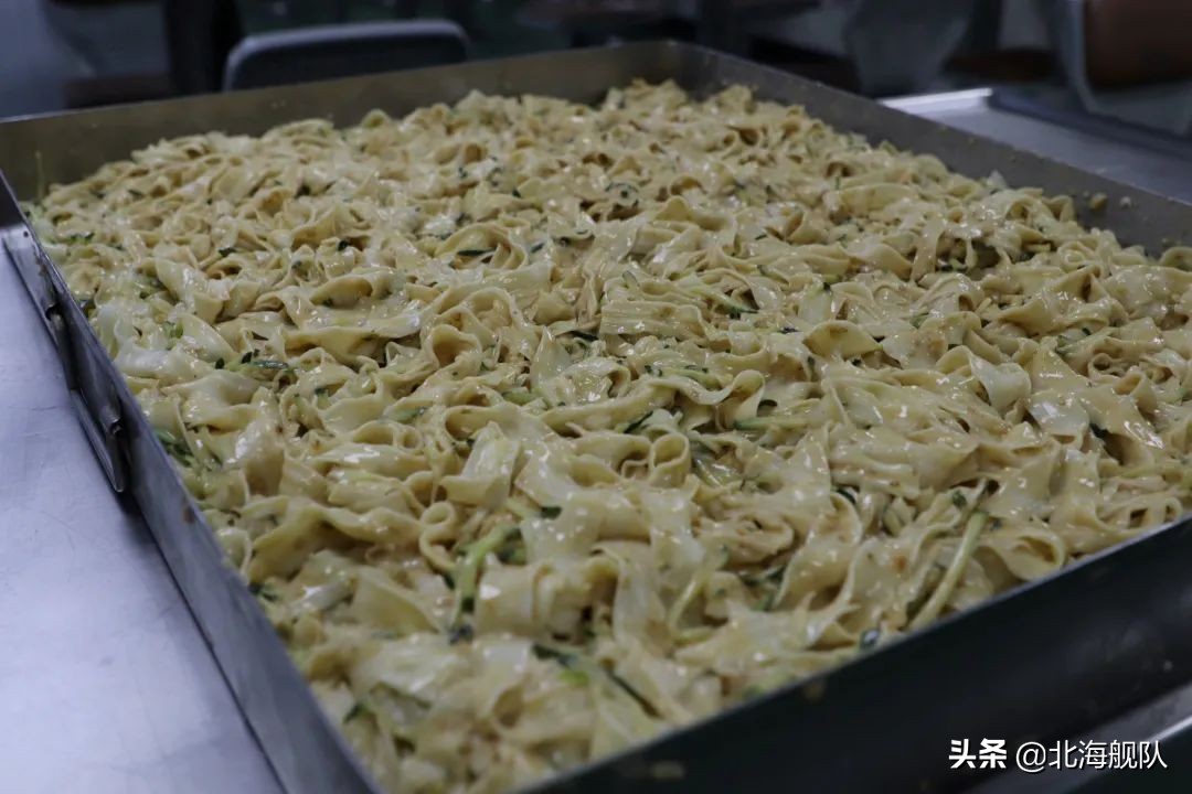 军舰用餐标准,军舰饭菜