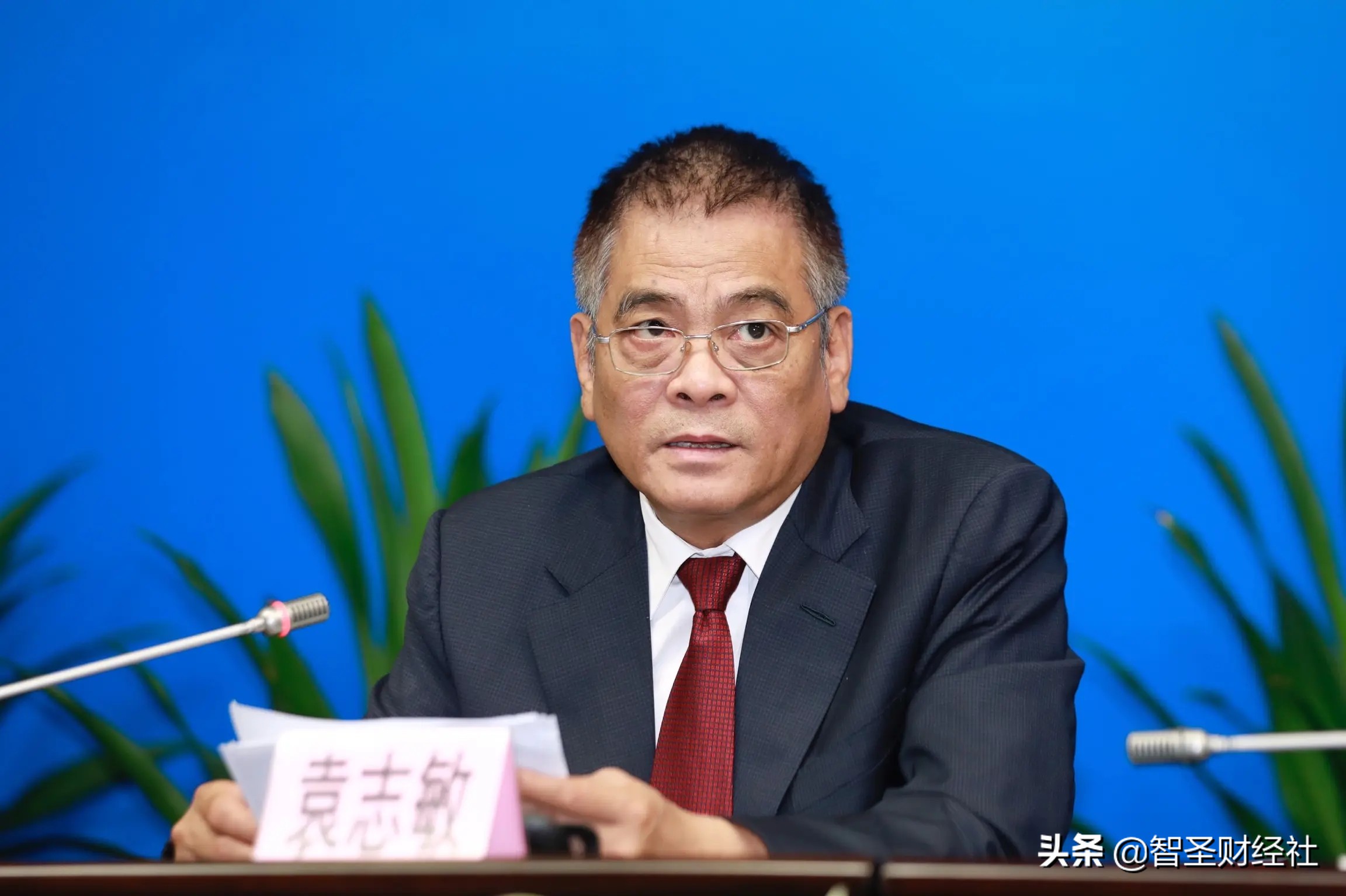 *江阳**首富取保之后，参与内幕交易的资金大佬们隐身何处？