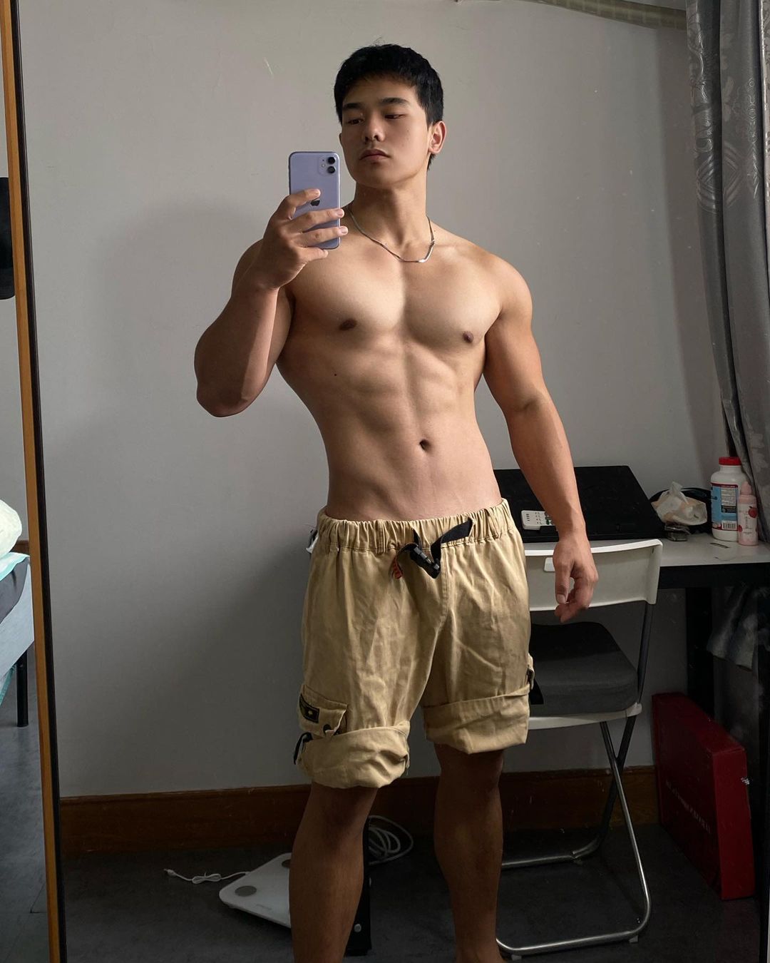 小励律曾浩然：肉球变型男