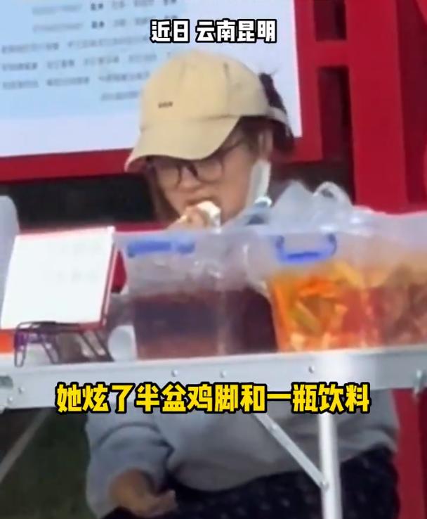 大学生摆摊卖什么东西吸引人,大学生摆摊卖小吃