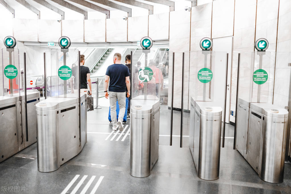 上海一外卖骑手卖饺子被刑事立案,盒马诈骗案