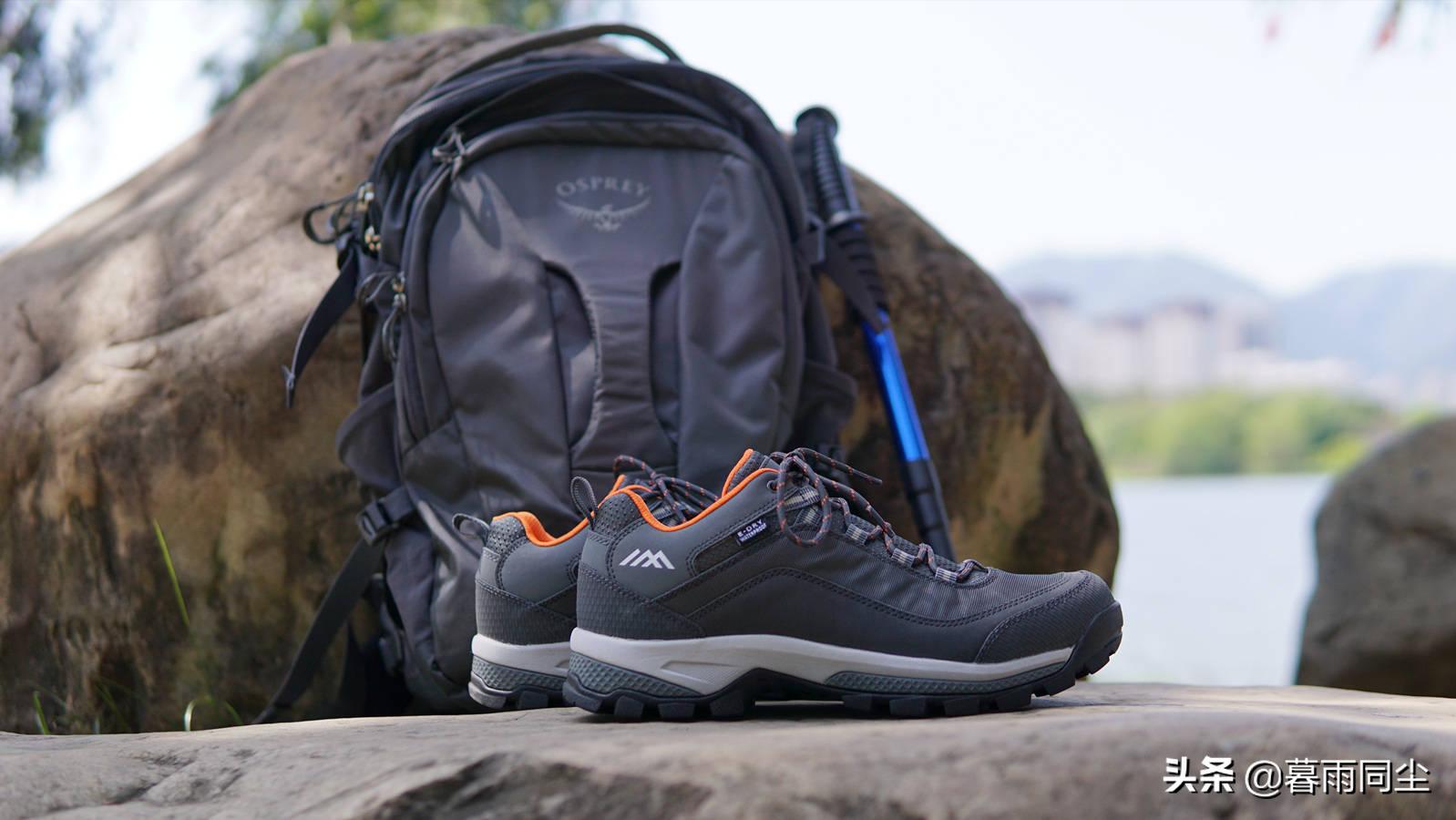 冬季穿什么样的徒步登山鞋,徒步登山哪种鞋适合
