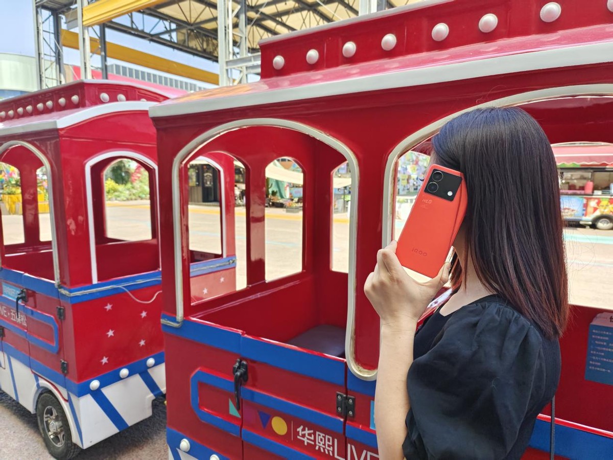 iqooneo8pro手机跟手性评测,探索旗舰手机新高度iqoo8pro评测