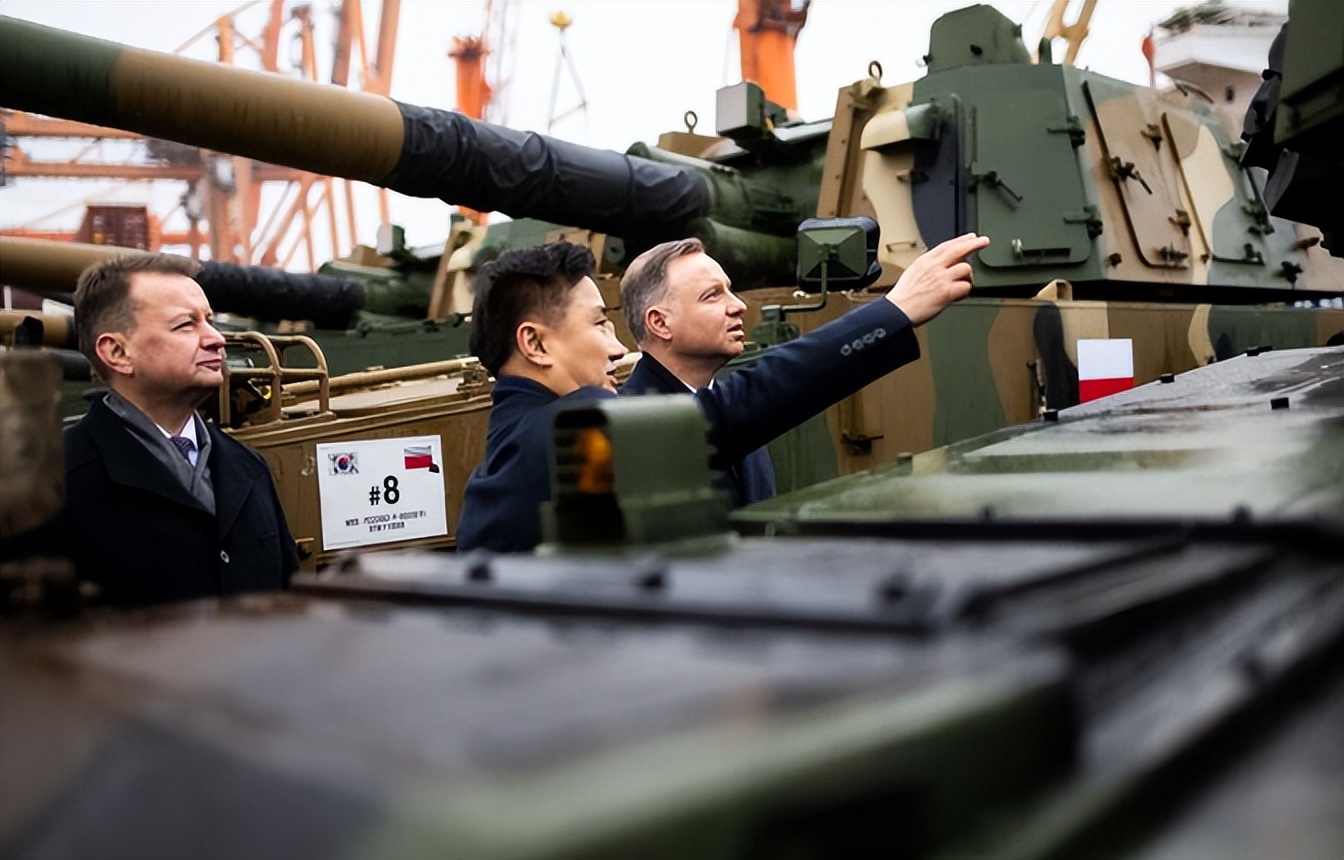 乌克兰危机一周年，韩国*火军**出口赚了173亿美元，目标跻身全球第四
