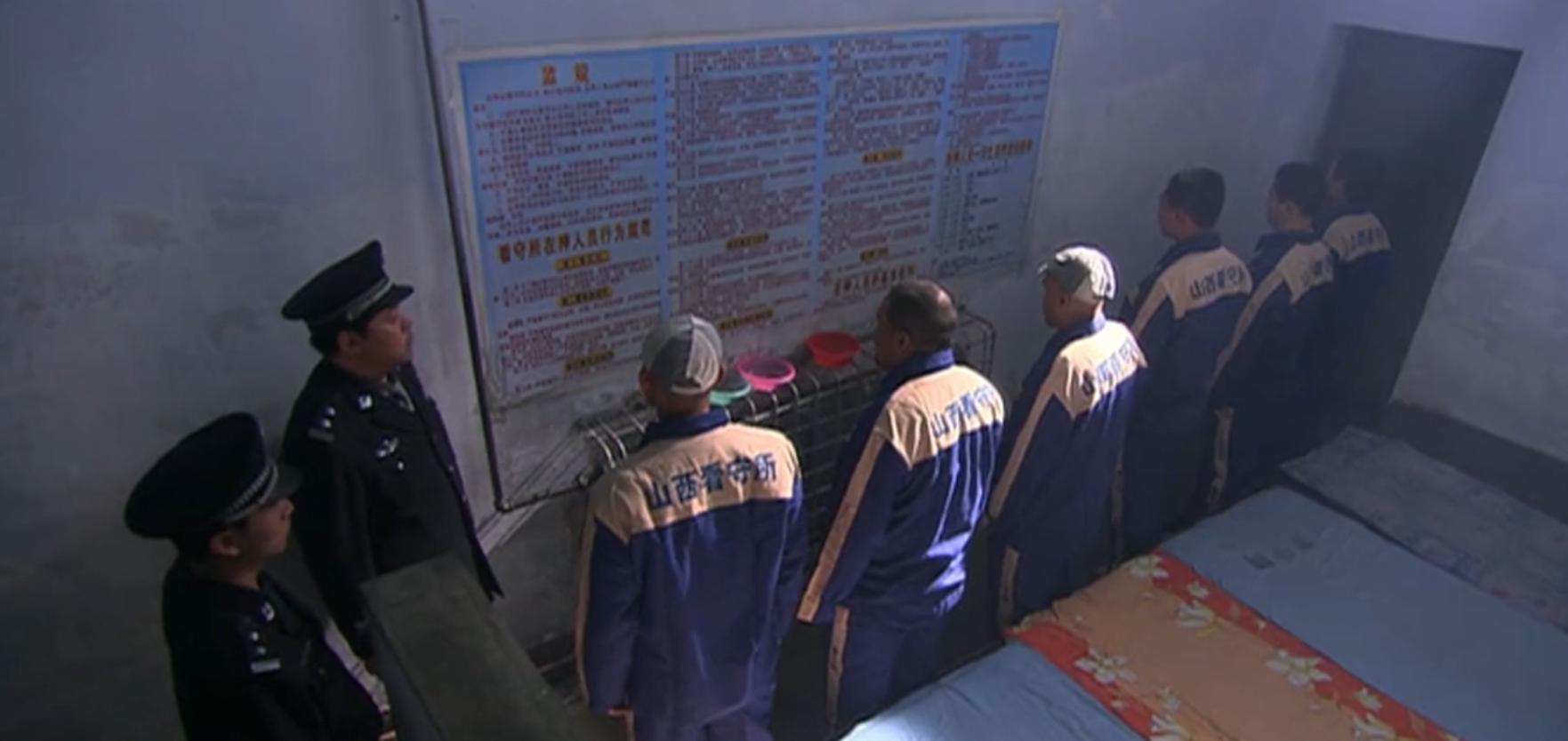 人性与欲望交织的*理片伦**，老光棍娶不起媳妇，心生恶念犯下大错