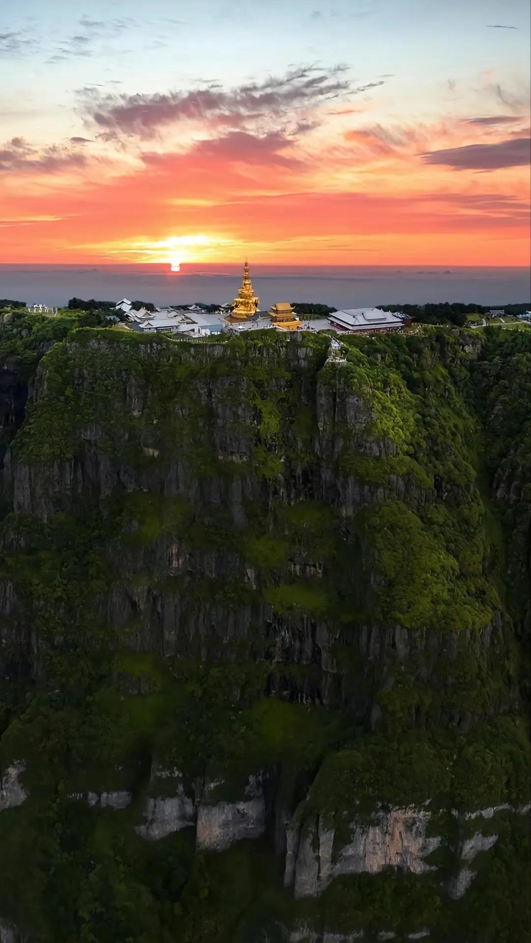 峨眉山的历史故事和神话传说,峨眉山美景背后故事