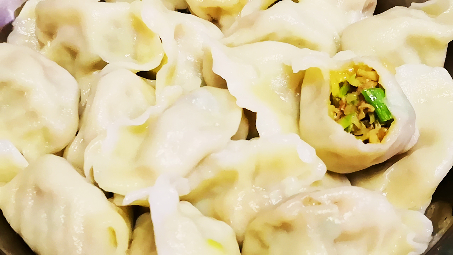 8月,遇到这葫芦瓜抓紧吃,清脆鲜嫩有营养,包饺子吃特鲜