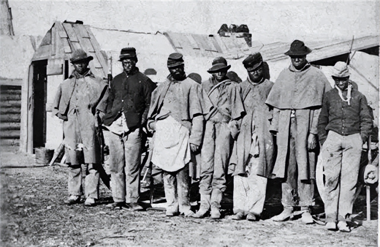 比鞭子、锁链、烙铁恐怖多了，为何轧棉机成为黑奴最痛恨的发明？