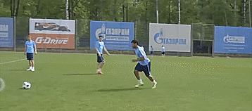 射门如何才能打上力量