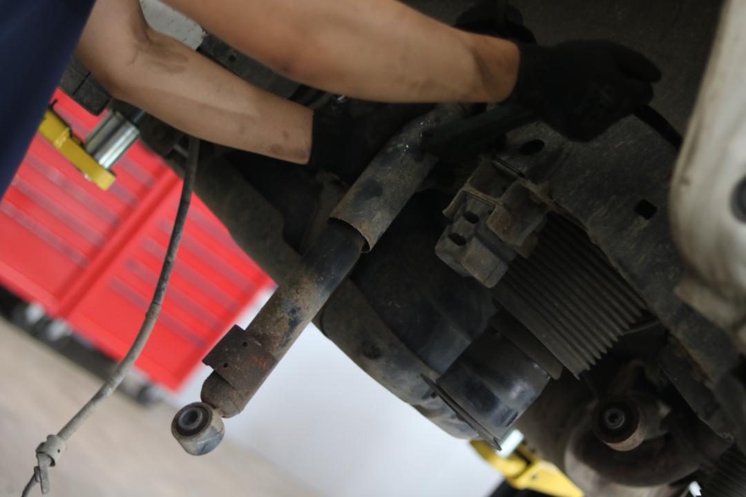 11年的丰田霸道翻新复活,破旧丰田翻新