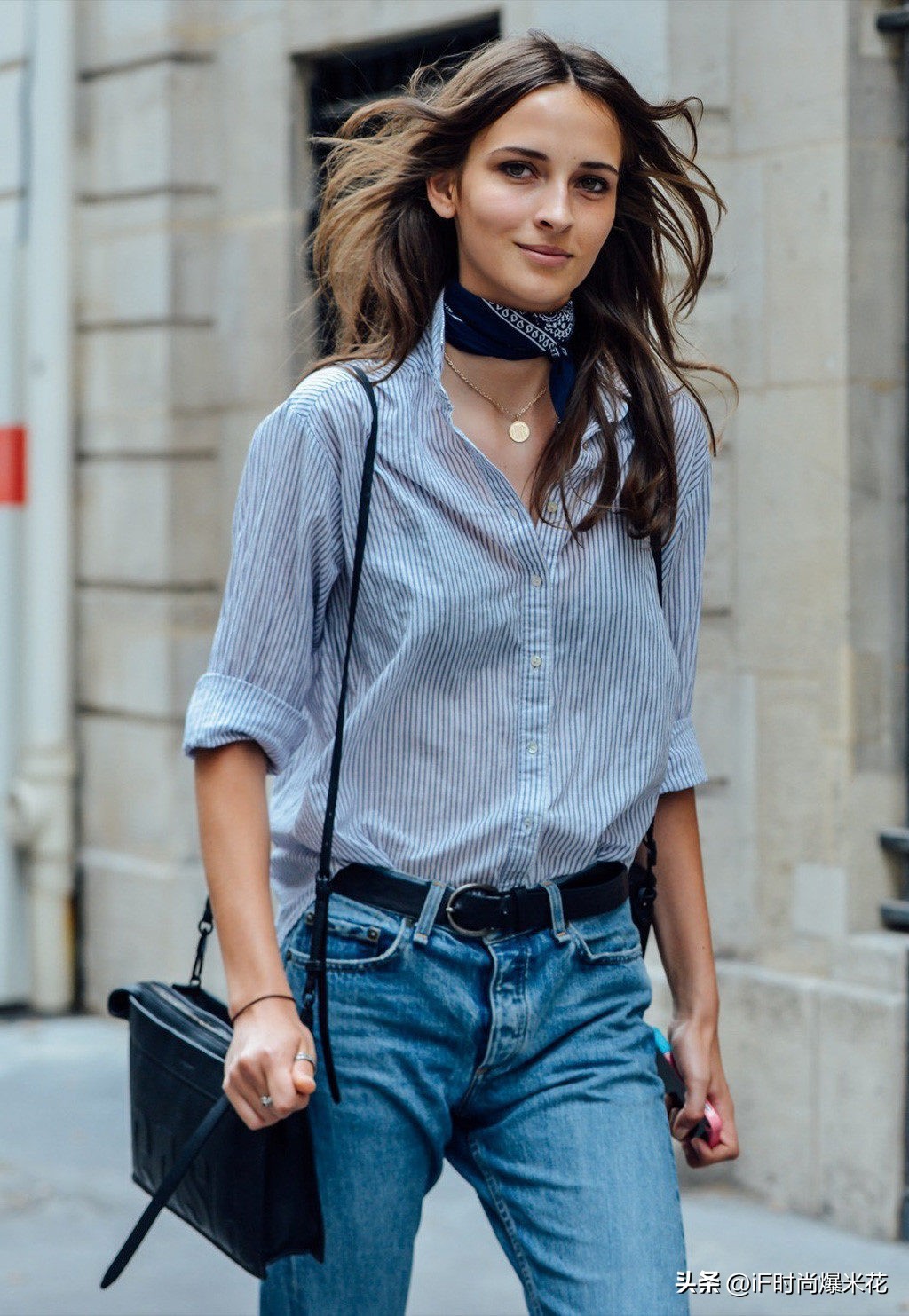 法式穿搭：跟着旅居巴黎的Ana，整理春天的衣橱