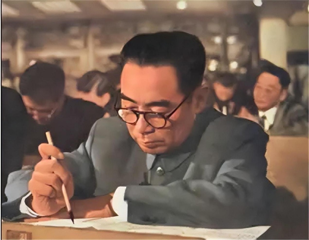 1972年尼克松访华，带来一个神秘“黑匣子”，周恩来：卖给我们吧