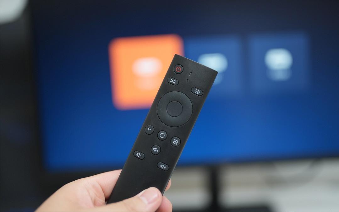 不仅是显示器，而且还是智慧屏！28寸4K元创师H28显示器使用体验