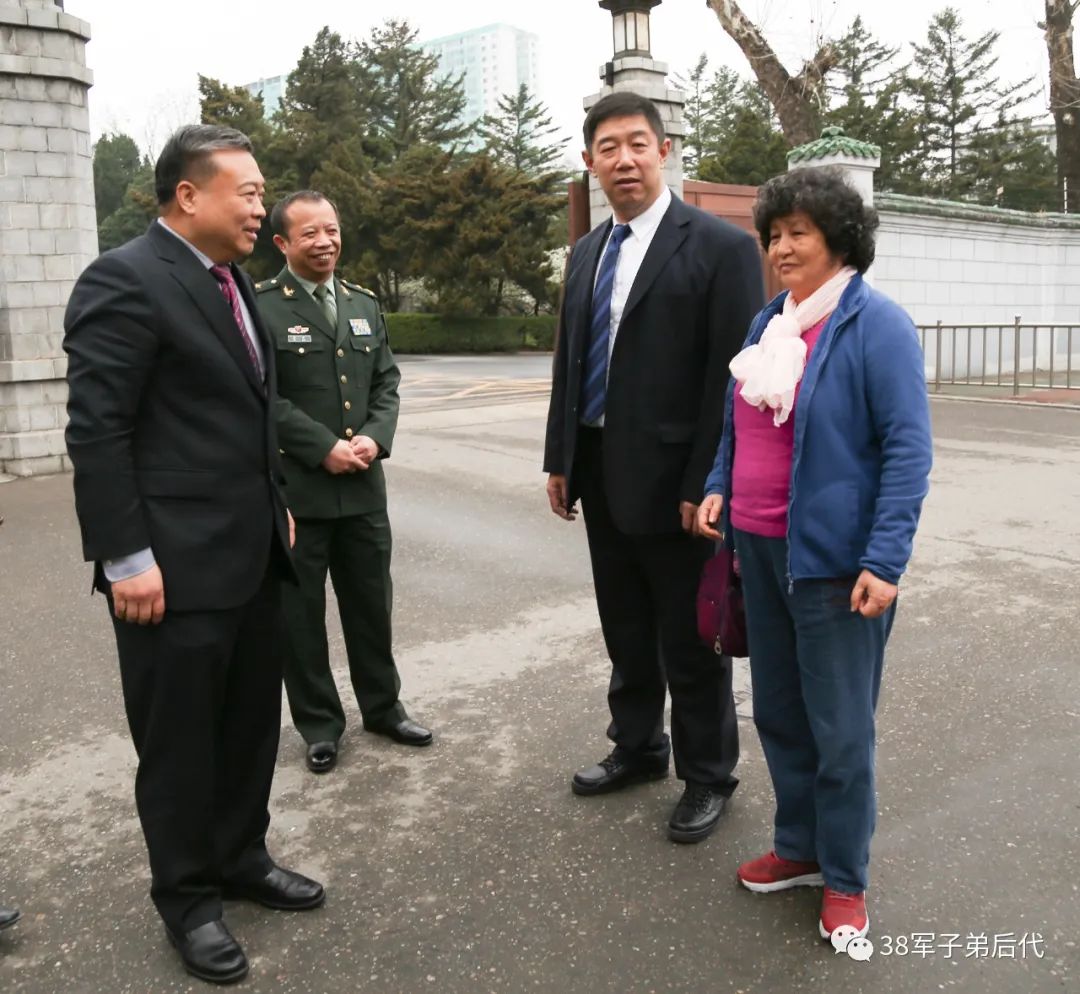 38军老兵朝鲜,朝鲜平壤万景台少年宫牡丹峰