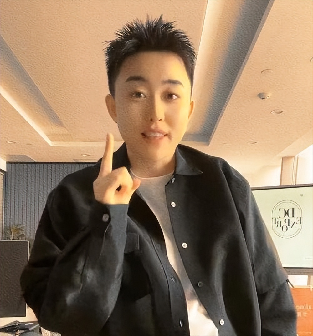 女子花50万生混血宝宝,50万精子生下混血儿