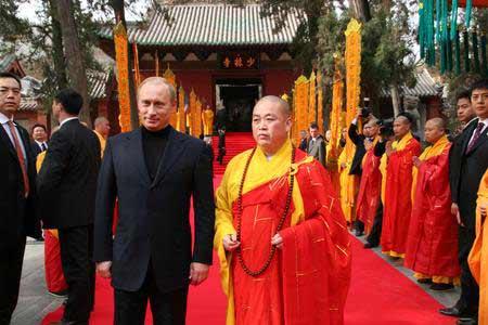 袈裟下资本有多厉害?22年方丈释永信花4.5亿买地,拥有18家企业