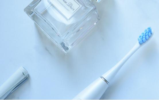 电动牙刷真的可以将牙齿刷白吗,电动牙刷和普通牙刷哪个对牙齿好