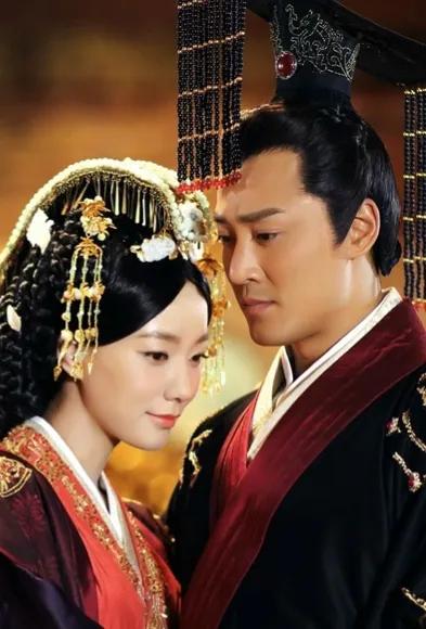 香港电影真的无人可用了？谢霆锋被迫复出，林峯和黄宗泽被迫接班