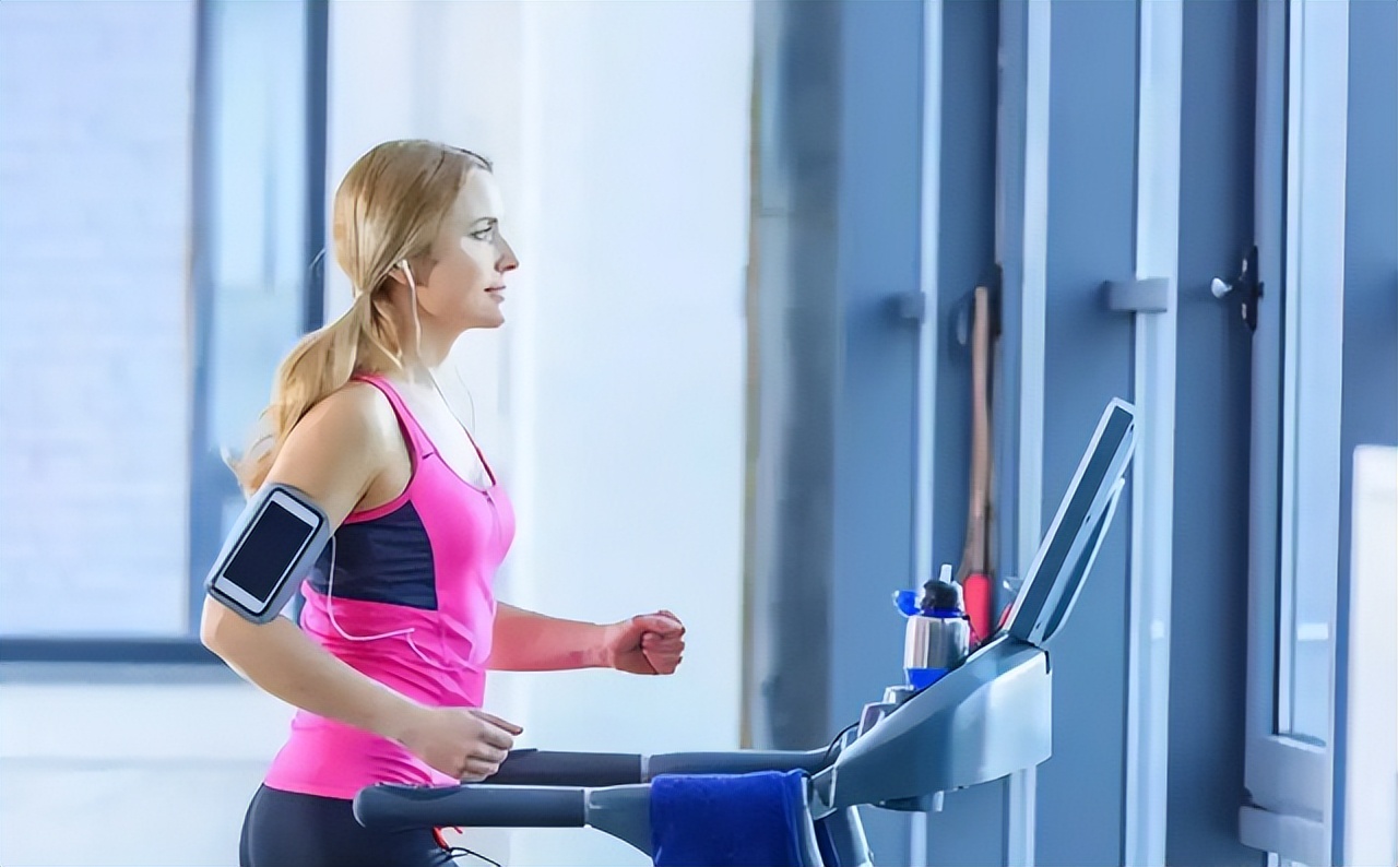 月经结束会有水样分泌物吗,月经结束会还有褐色血