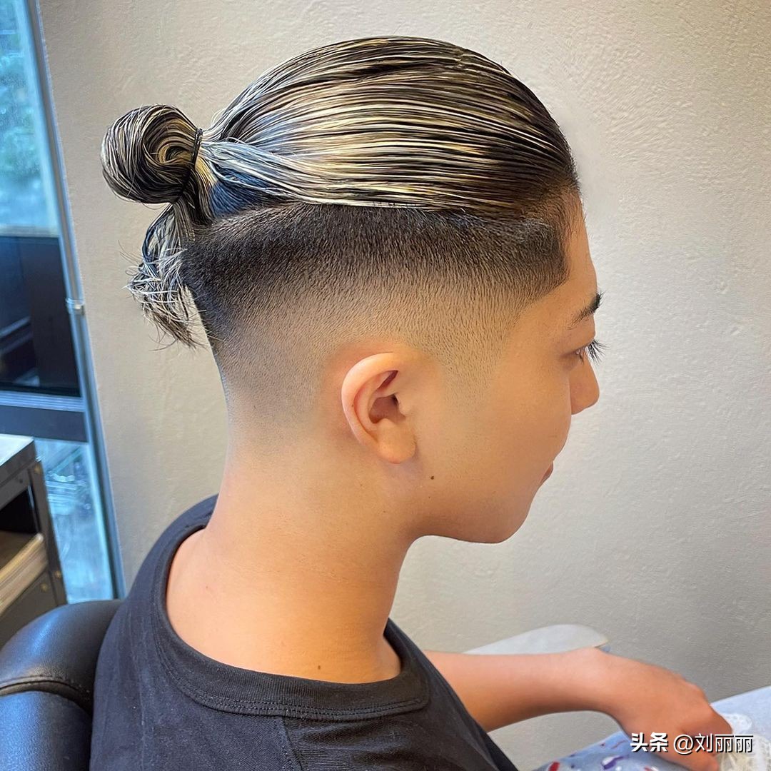 中年男士看起来精神的短发发型,9款秋季男士流行发型剪了变型男