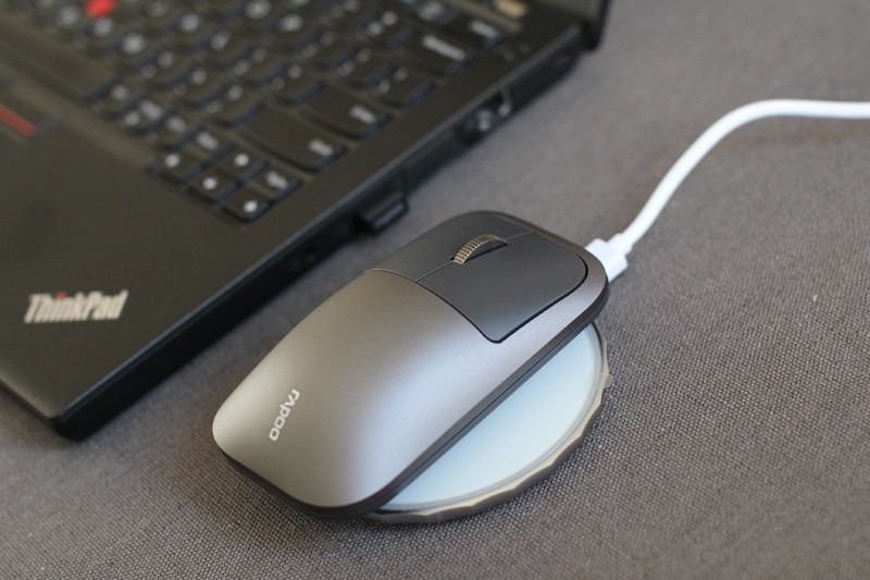 雷柏m700可充电无线鼠标,雷柏多模蓝牙鼠标怎么充电