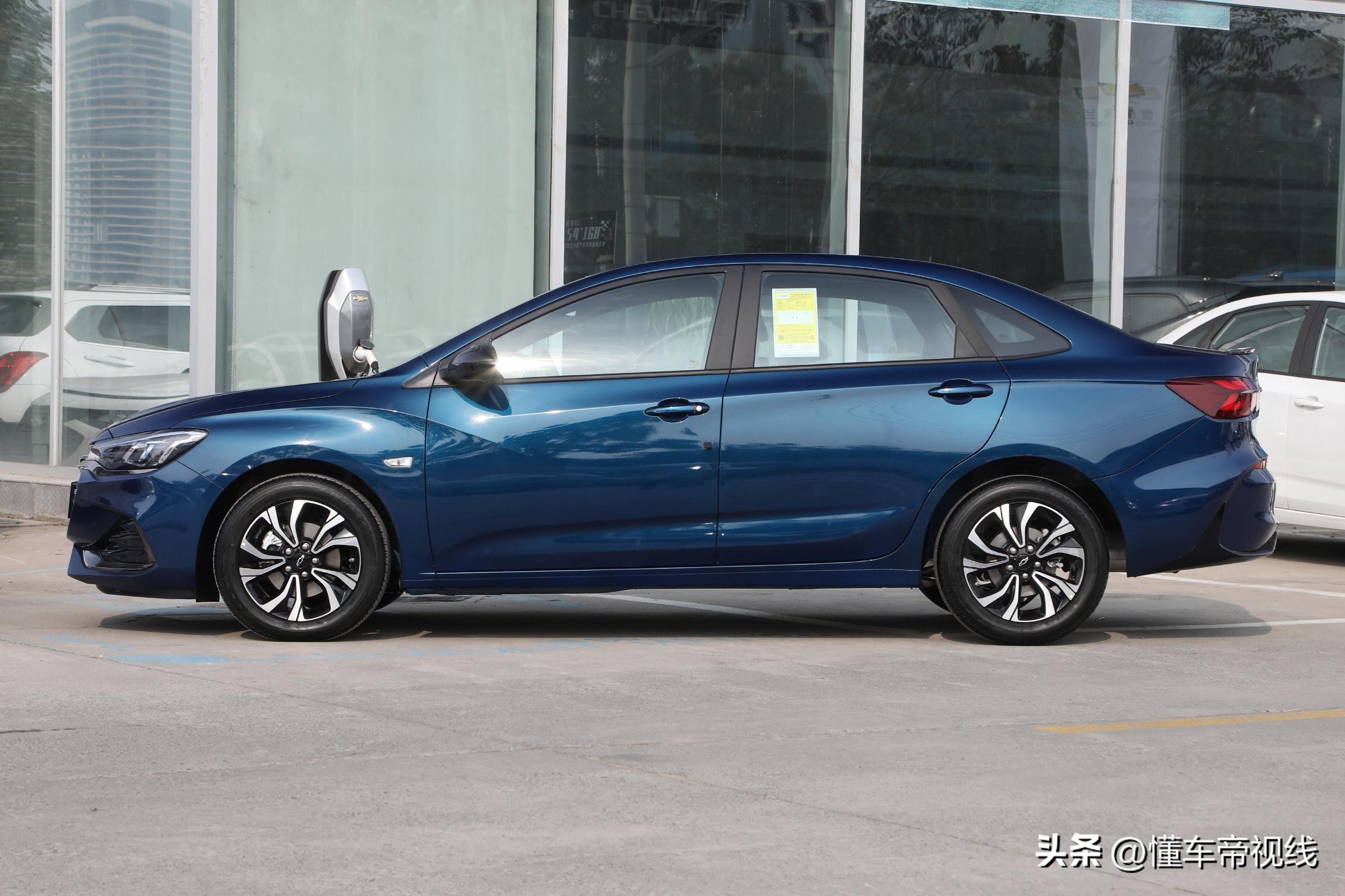 售9.49万起新款雪佛兰科鲁泽上市,雪佛兰19款科鲁泽新车报价