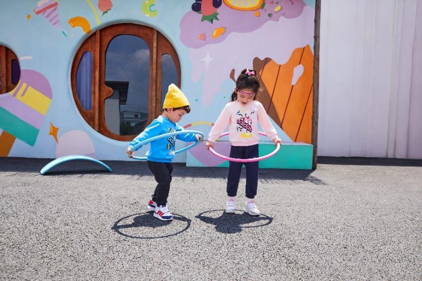 阿迪达斯儿童最新款,阿迪达斯新品男童款