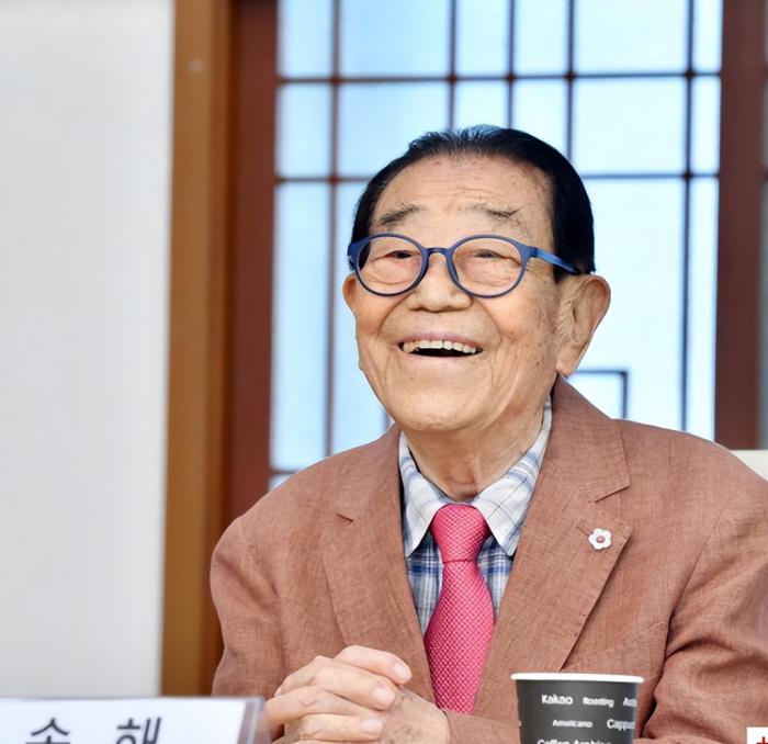 10天内12位名人去世哪12位,12位已经去世了的明星