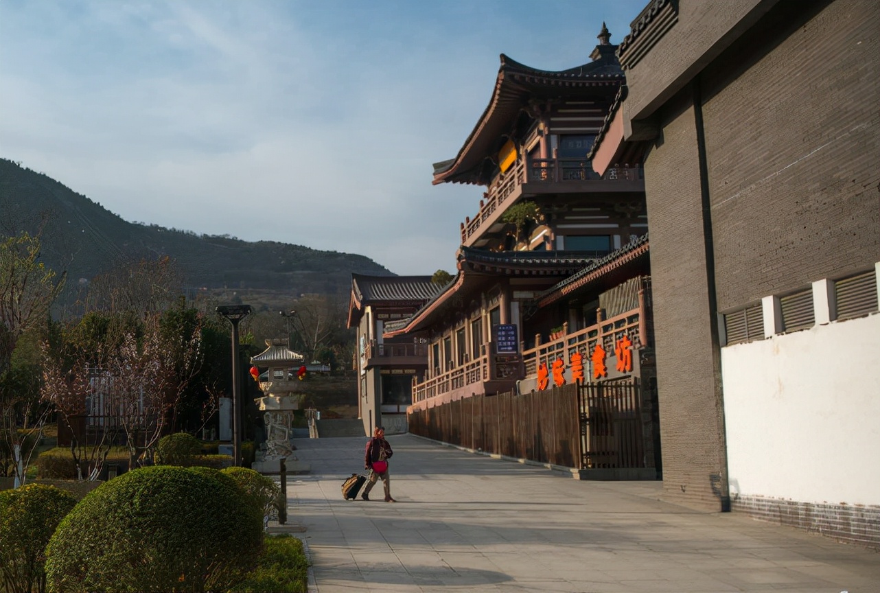 西安秦始皇陵墓风水怎么样,风水宝地秦始皇