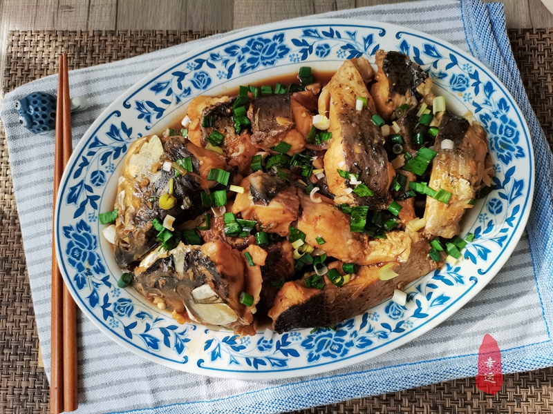 草鱼这样吃才过瘾教你秘制做法,草鱼这样做鲜嫩又多汁特别下饭