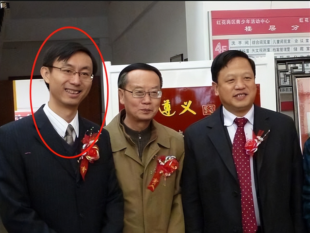 张译几几年结婚的,张译为何娶大6岁二婚妻子