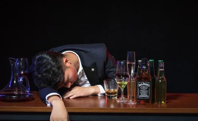 河北男子捅杀妻子的情夫获死缓,大案纪实男子杀妻埋地下二十年