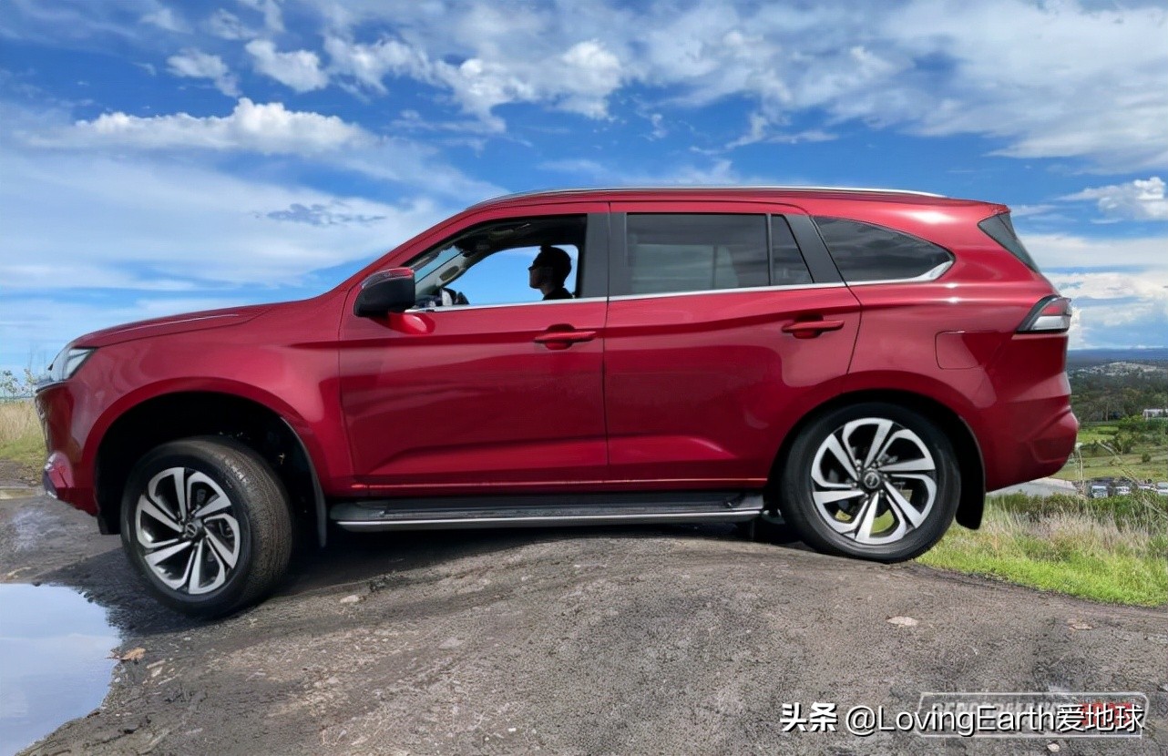 五十铃mux2023款柴油版试驾视频,2023款五十铃mux皮卡改装款