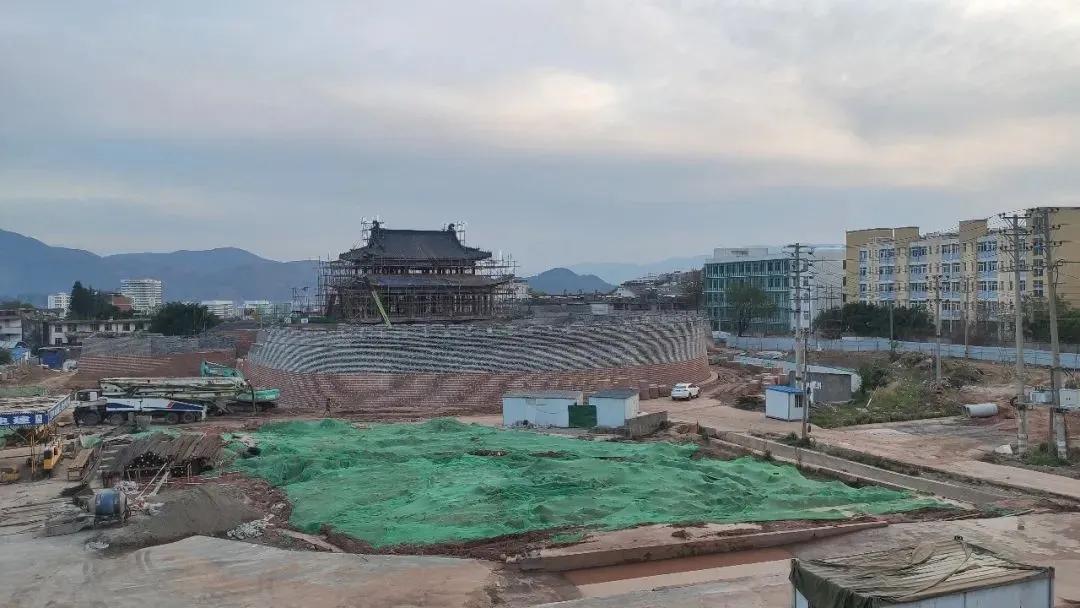 生活在大理的外地人,生活在拉萨的外地人