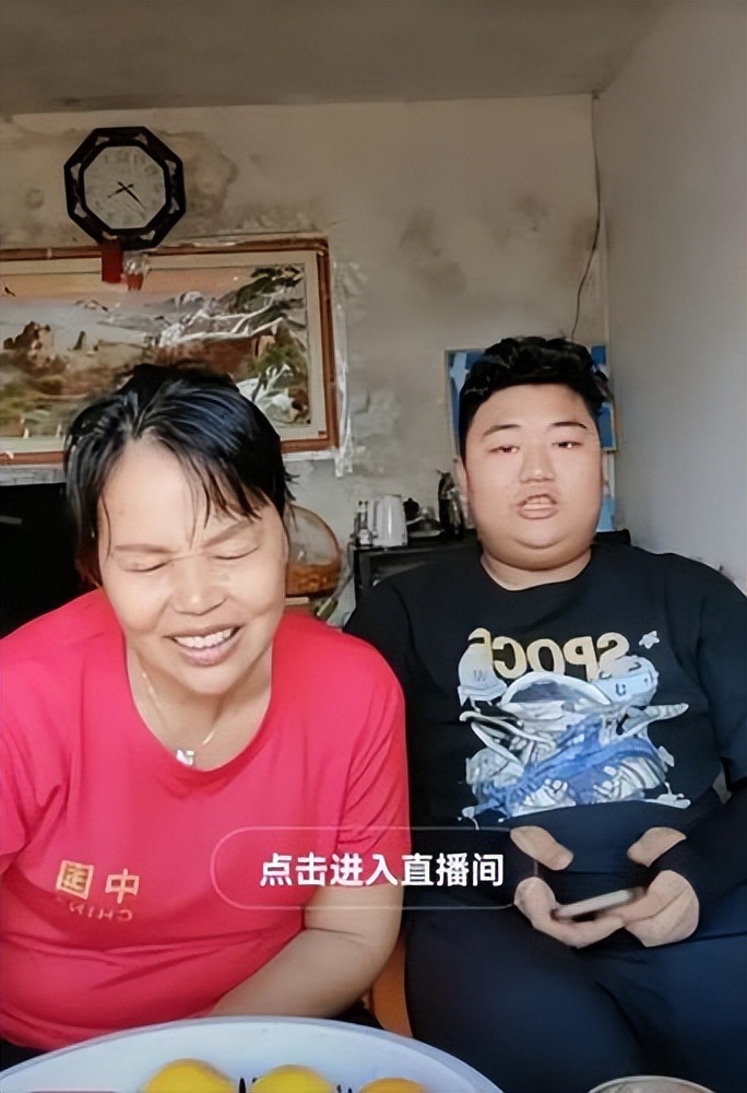 全红婵哥哥正能量，直播劝粉丝不要刷礼物，劳动致富最光荣