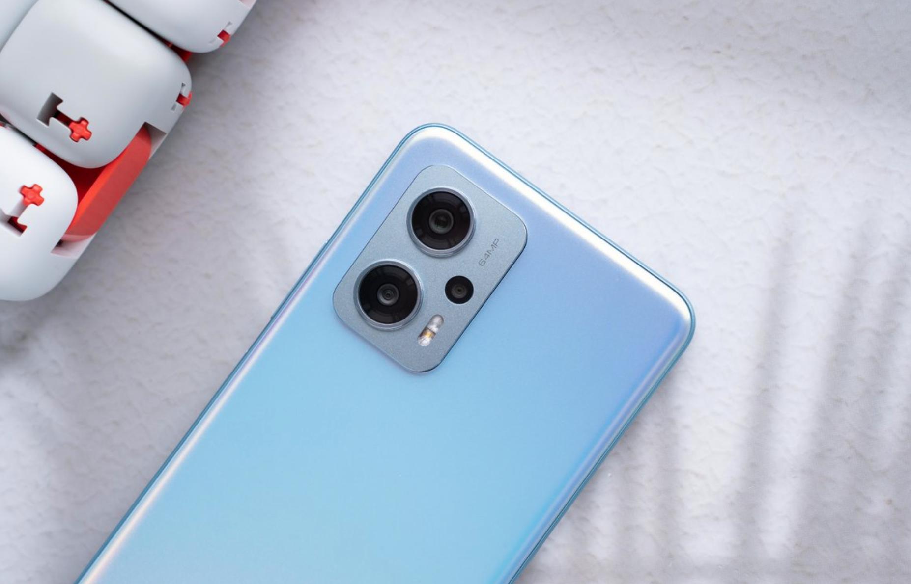 最值得入手的千元性能手机推荐,千元手机目前最值得入手的一款