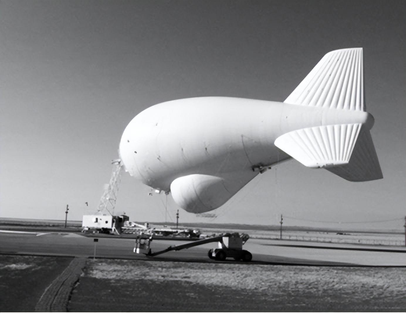 澳援乌“纸飞机”，便宜好使！提醒了中国，义乌可使劲造打台军