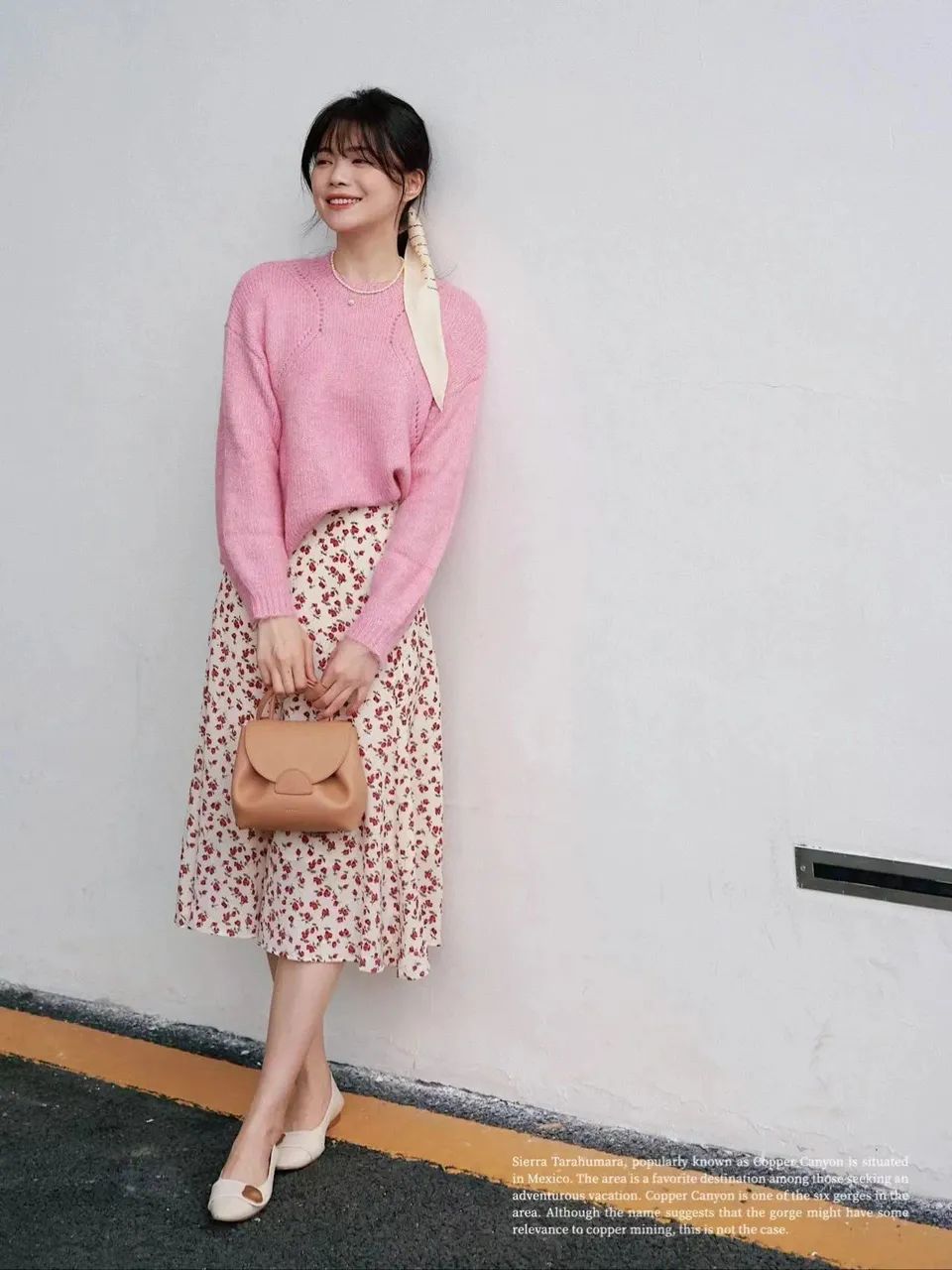 秋季纯棉粉色衬衫的多种穿法,韩版粉色宽松前短后长衬衣穿法