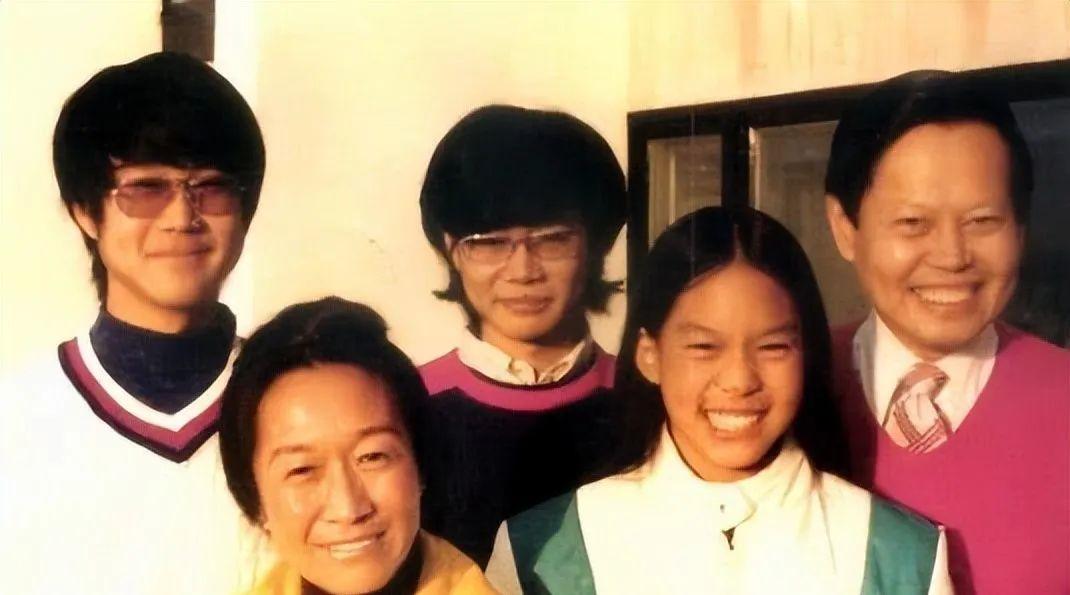 北大学子韦神,北大韦神议论文