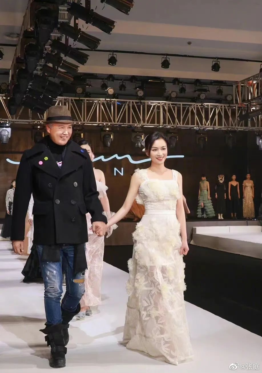 tst成为更好的自己,tst被刑事立案了吗