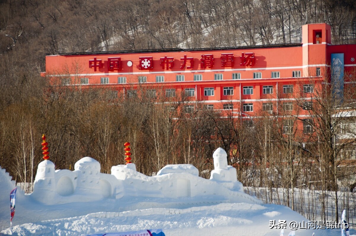 国内最值得去的六大滑雪场推荐,国内必去十大滑雪场滑雪场地