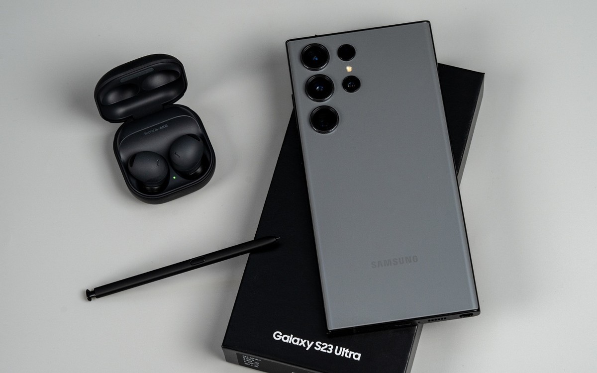 穷人买小米好还是华为好,普通人买华为还是买小米合适