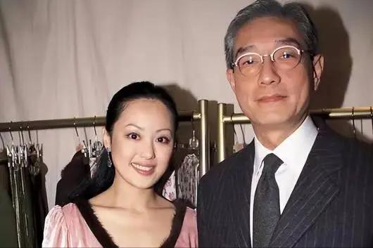 章小蕙凭什么还清债务,章小蕙现资产多少亿