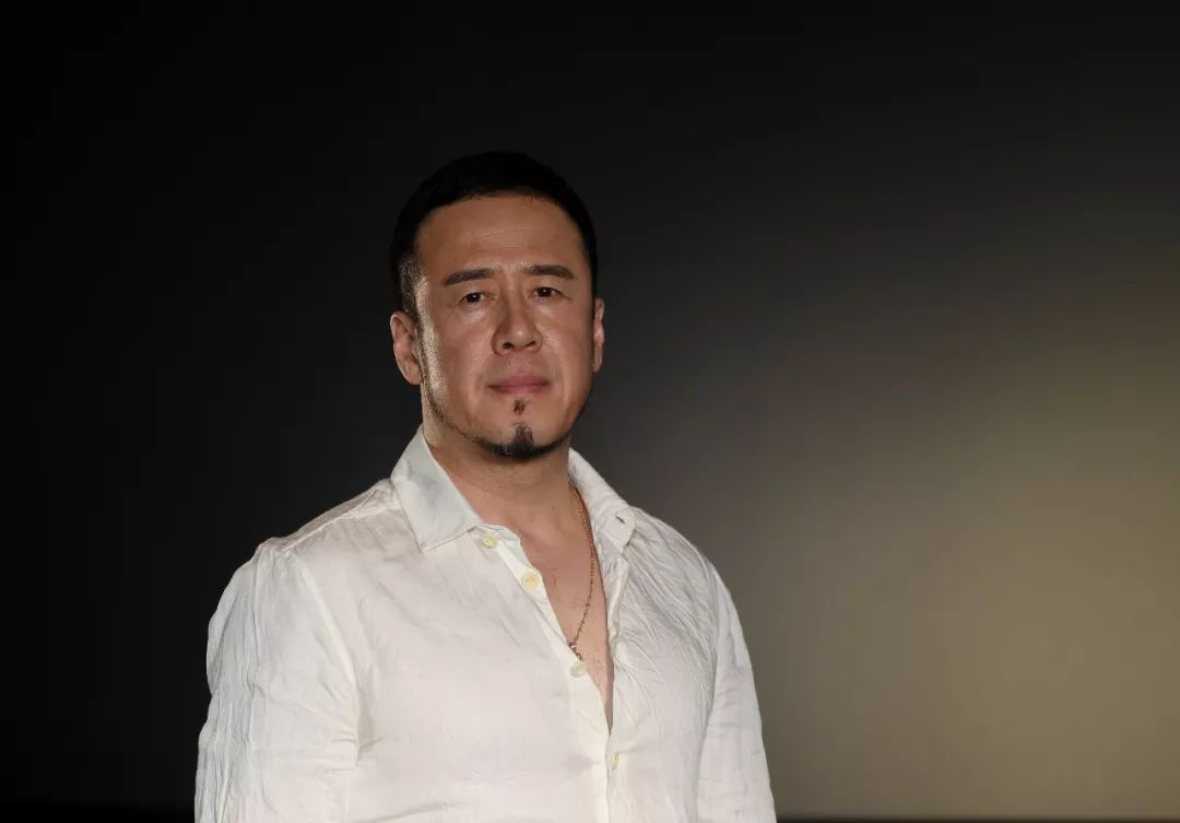 杨坤为什么在乐坛的地位高,杨坤为什么在乐坛的地位这么高