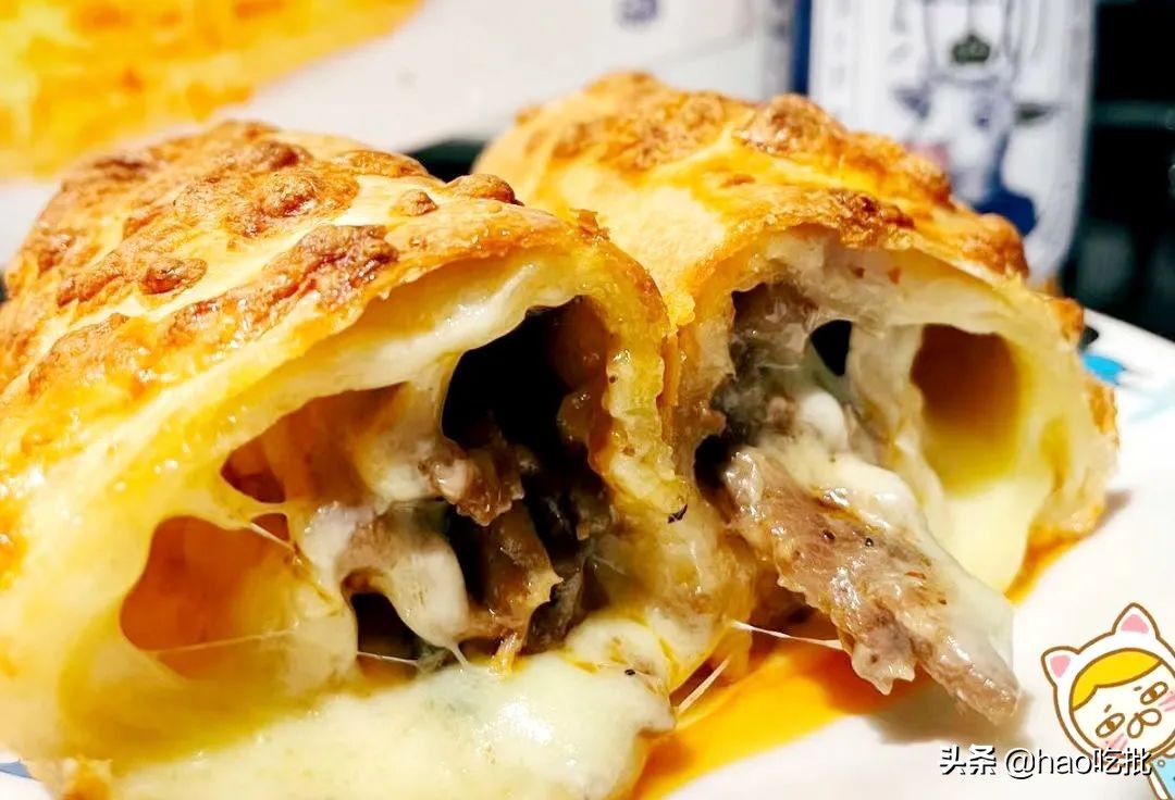 拉丝的网红牛肉芝士卷！大片牛肉看得见，皮香肉嫩，一口就上瘾