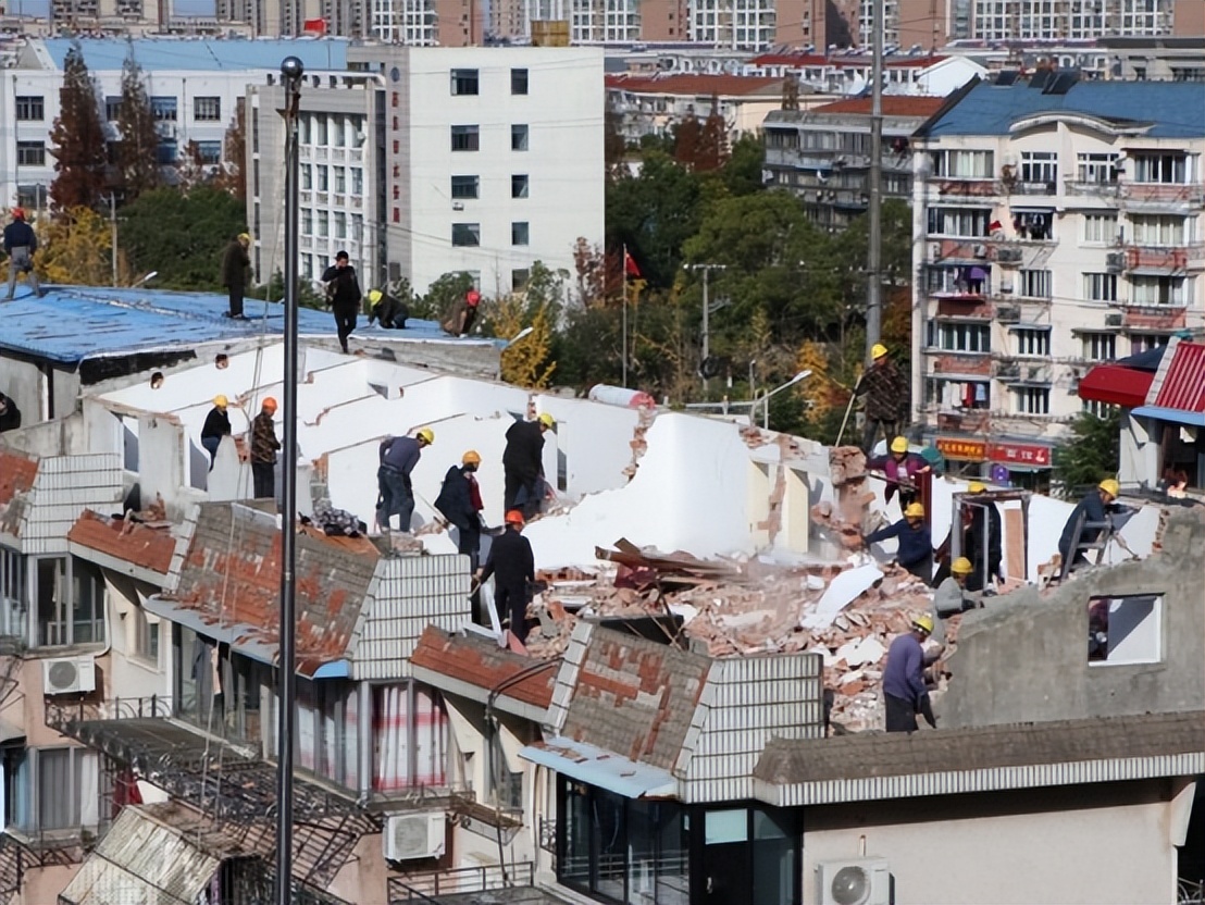 老旧小区顶楼收购原因,为什么现在收购老破小的房子