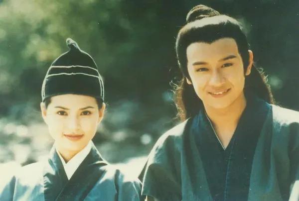 鍎掗泤涔︾敓鍏ㄦ枃闃呰,鍎掗泤涔︾敓鑺傜洰