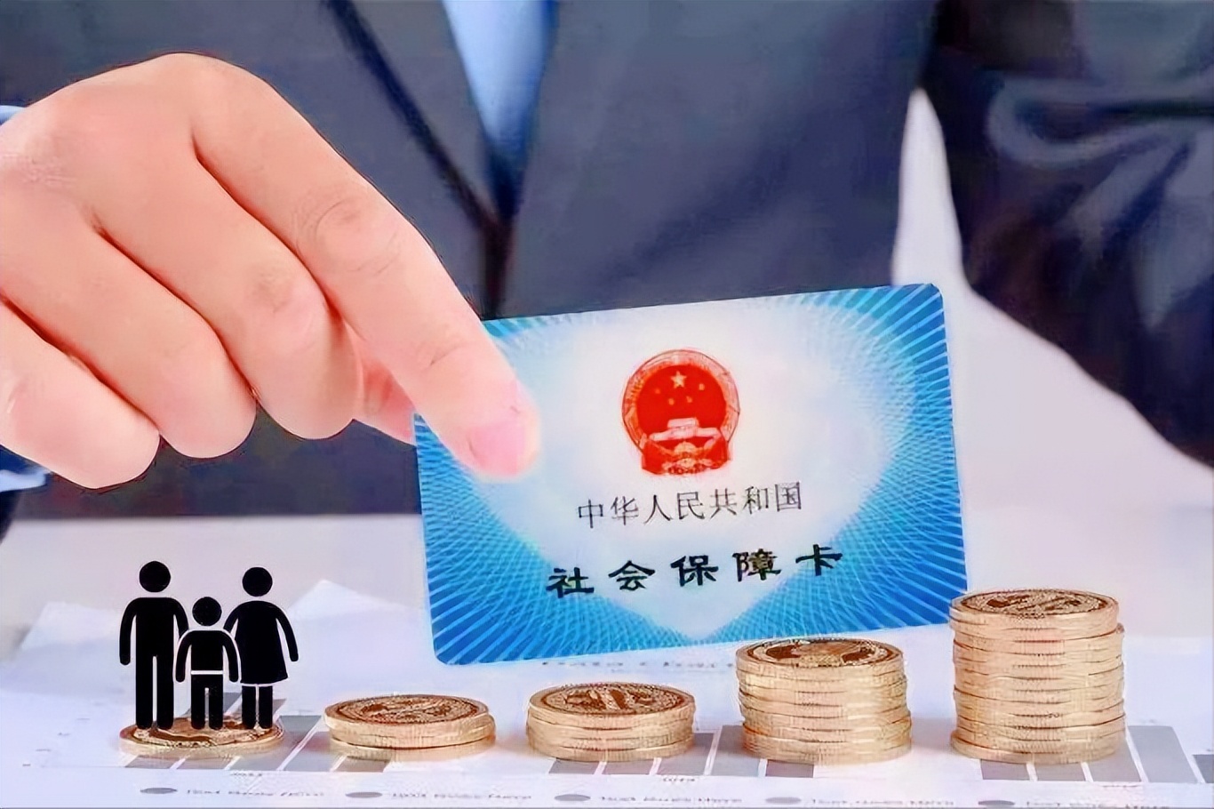 41岁社保交满15年还交有什么好处,农村社保最后一年多交有什么好处