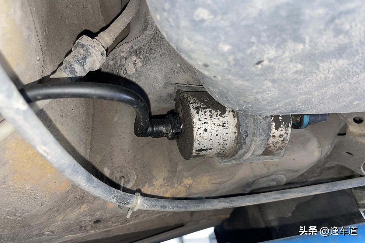 美女客户花2万买的代步车，这台09年的二手polo你觉得值吗？